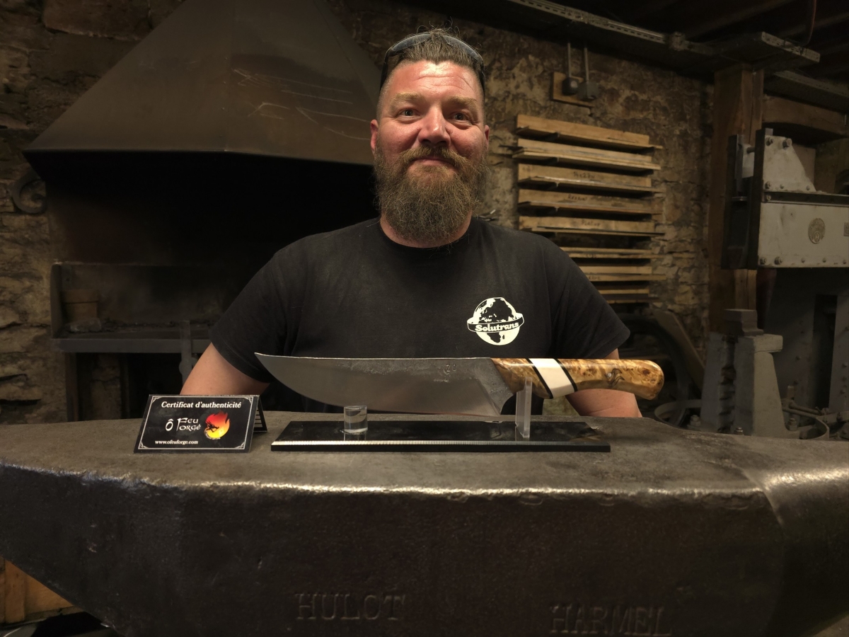 Stage forge couteau en Bourgogne – Initiation coutellerie CPF | Ô Feu Forgé