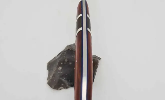 Couteau artisanal, artisan ô feu forgé, forgeron-coutelier à Vielverge