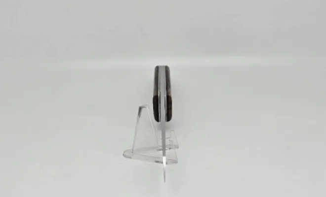 Le Hardi : un couteau pliant artisanal au caractère affirmé, Vielverge, O Feu Forgé