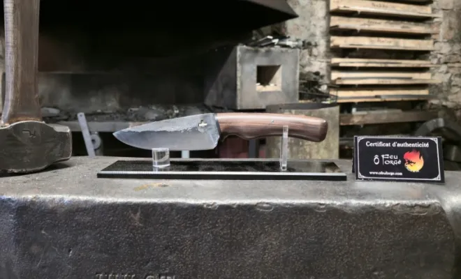 Un couteau suisse… forgé en Bourgogne !, Vielverge, O Feu Forgé