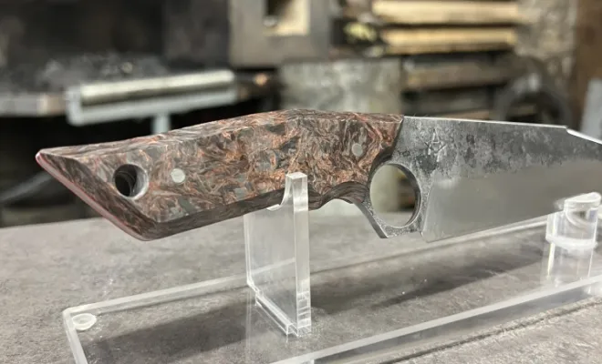 Stage de couteau forgé – 2 jours en immersion artisanal, Vielverge, O Feu Forgé