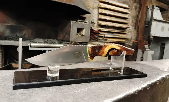 Christopher, l’homme qui n’a jamais le temps… et qui a pourtant décidé d’en prendre, Vielverge, O Feu Forgé