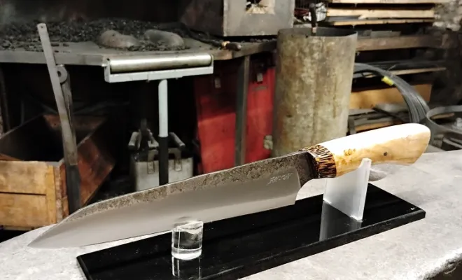 Un souvenir forgé : l'expérience unique de Julien chez O Feu Forgé, Vielverge, O Feu Forgé