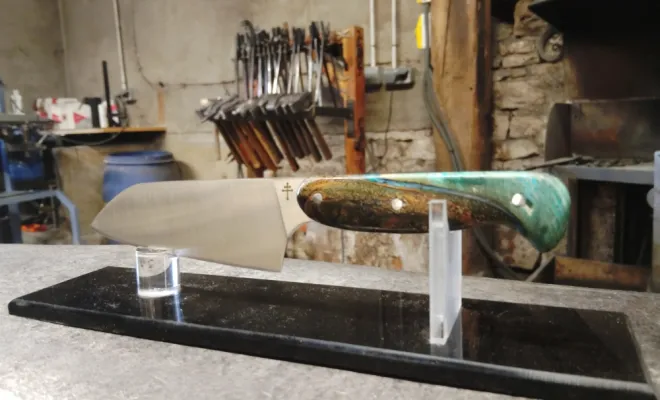 Stage de coutellerie : créer son couteau de cuisine, Vielverge, O Feu Forgé