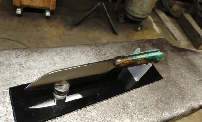 Stage de coutellerie : créer son couteau de cuisine, Vielverge, O Feu Forgé