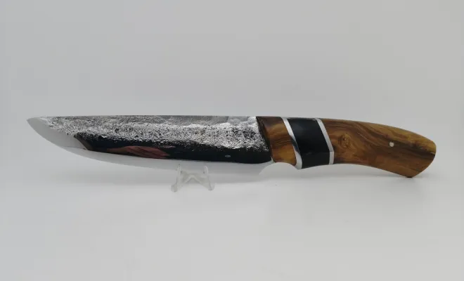 couteau Yakut forgé artisanal en acier 80CrV2, Vielverge, O Feu Forgé