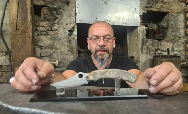 Stage de couteau pliant – 2 jours de coutellerie artisanale, Vielverge, O Feu Forgé
